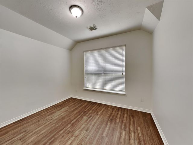 28726 Hidden Cove Drive, Magnolia, TX 77354