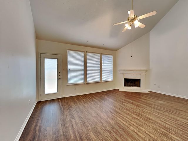 28726 Hidden Cove Drive, Magnolia, TX 77354