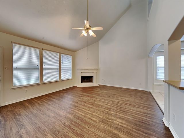 28726 Hidden Cove Drive, Magnolia, TX 77354