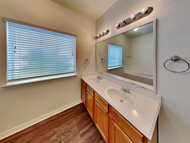 28726 Hidden Cove Drive, Magnolia, TX 77354