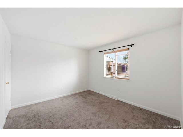 1622 Longbow Ct, Lafayette, CO 80026