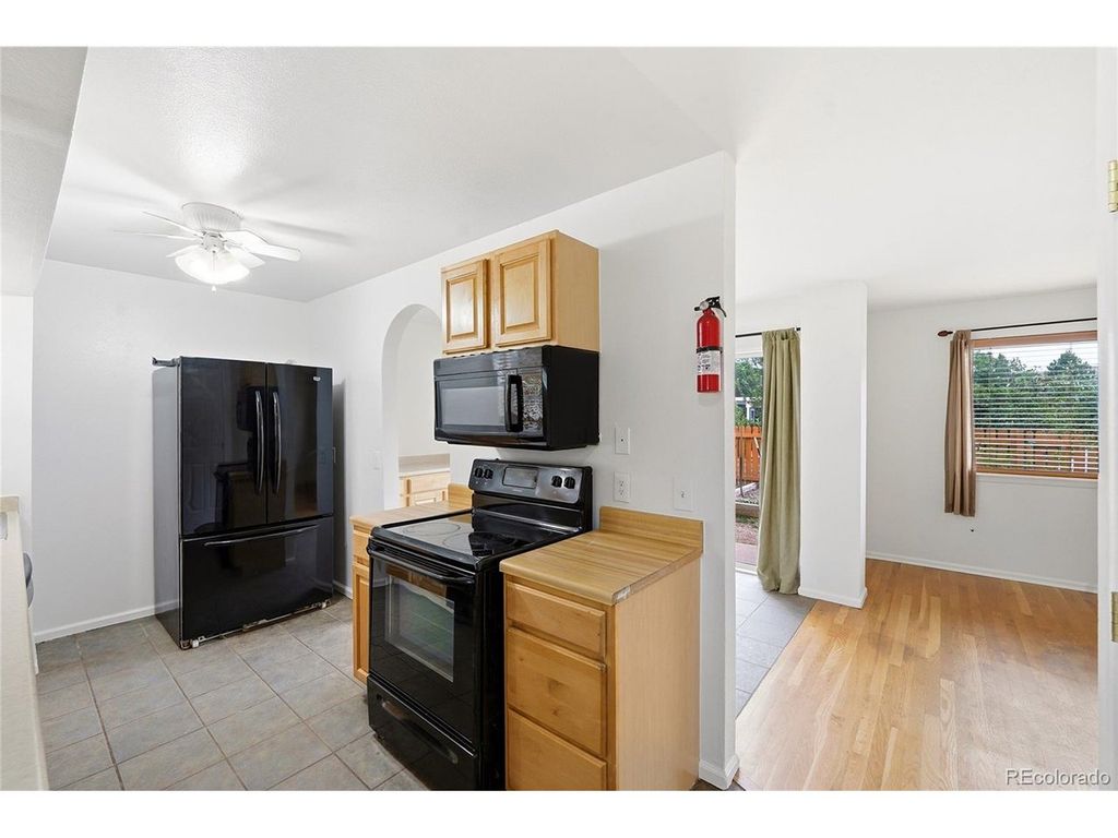 1622 Longbow Ct, Lafayette, CO 80026