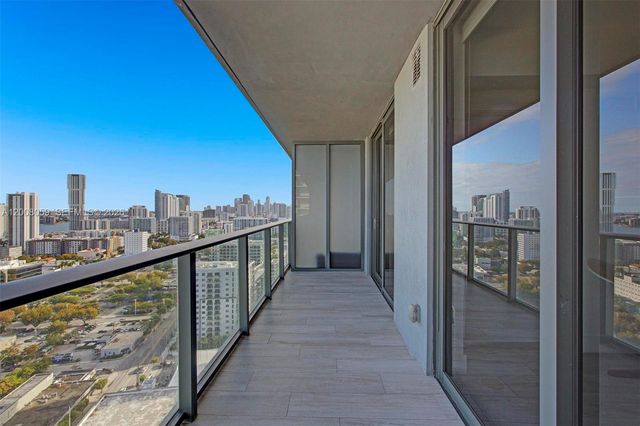 121 NE 34th St 2705, Miami, FL 33137