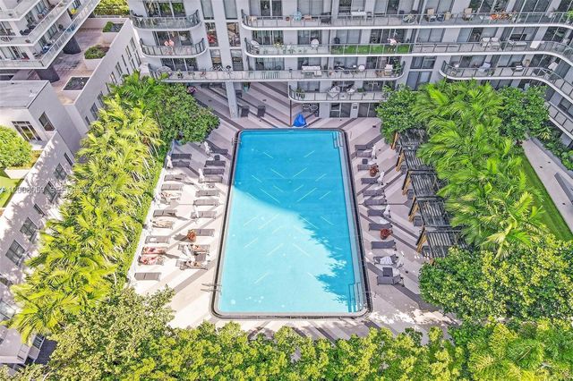 121 NE 34th St 2705, Miami, FL 33137