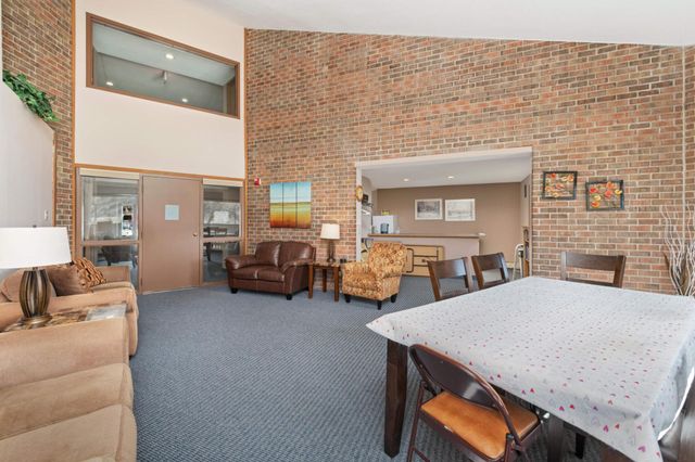 4300 Trenton Lane N 2319, Plymouth, MN 55442