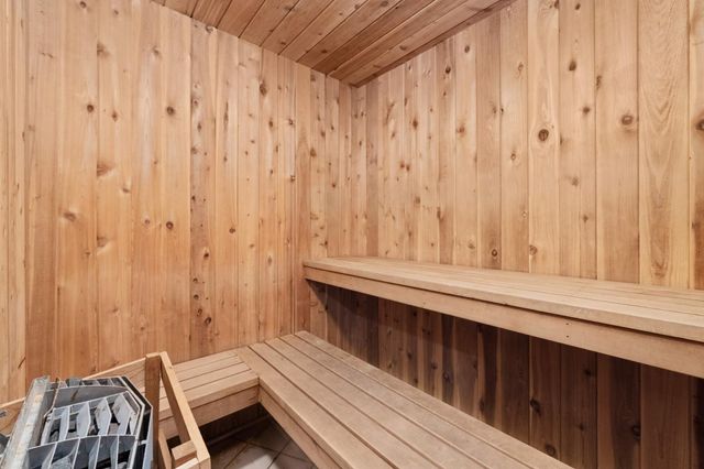 4300 Trenton Lane N 2319, Plymouth, MN 55442