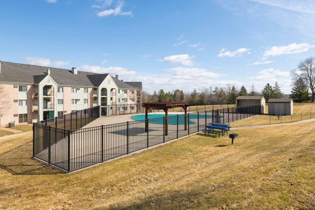 4300 Trenton Lane N 2319, Plymouth, MN 55442