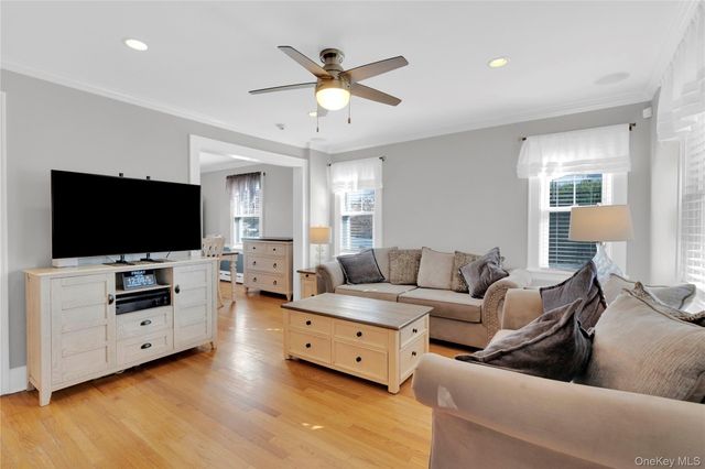 33 Pratt Street, New Rochelle, NY 10801