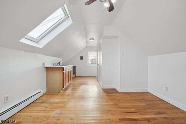 648 Myrtle St, Elizabeth City, NJ 07202