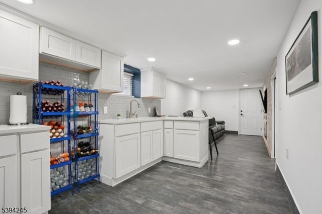 648 Myrtle St, Elizabeth City, NJ 07202