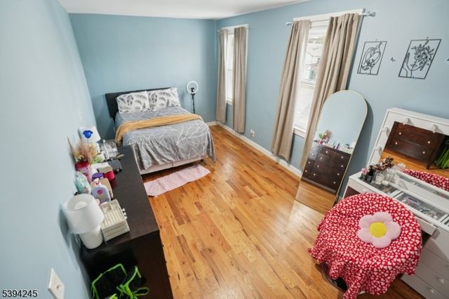 648 Myrtle St, Elizabeth City, NJ 07202