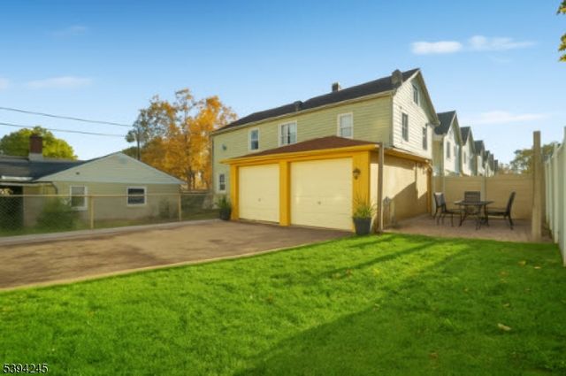 648 Myrtle St, Elizabeth City, NJ 07202