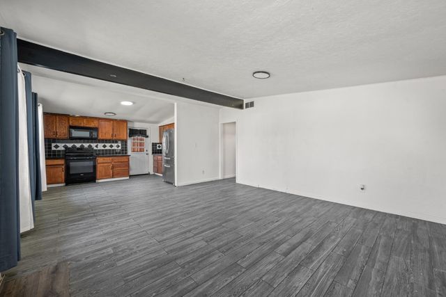 780 Beardsley Dr, West Sacramento, CA 95605