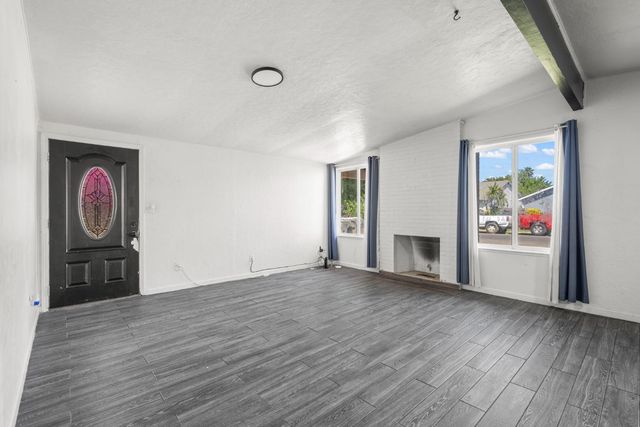 780 Beardsley Dr, West Sacramento, CA 95605