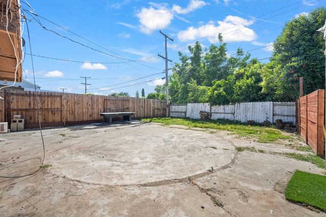 780 Beardsley Dr, West Sacramento, CA 95605