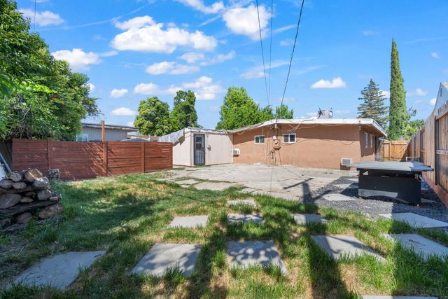 780 Beardsley Dr, West Sacramento, CA 95605