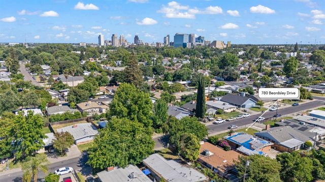 780 Beardsley Dr, West Sacramento, CA 95605