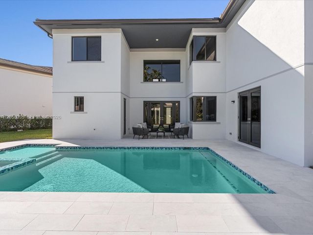 19701 NE 16 PL, Miami, FL 33179
