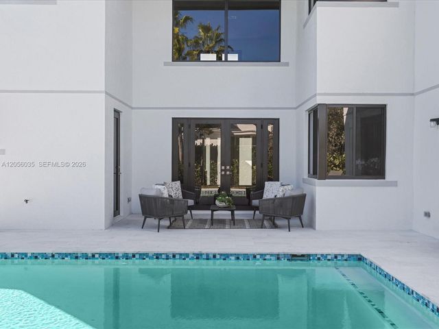 19701 NE 16 PL, Miami, FL 33179