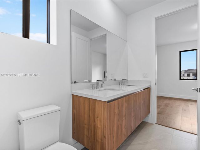 19701 NE 16 PL, Miami, FL 33179