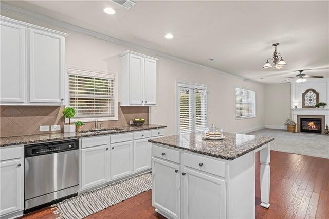 1340 Apple Blossom, Cumming, GA 30041