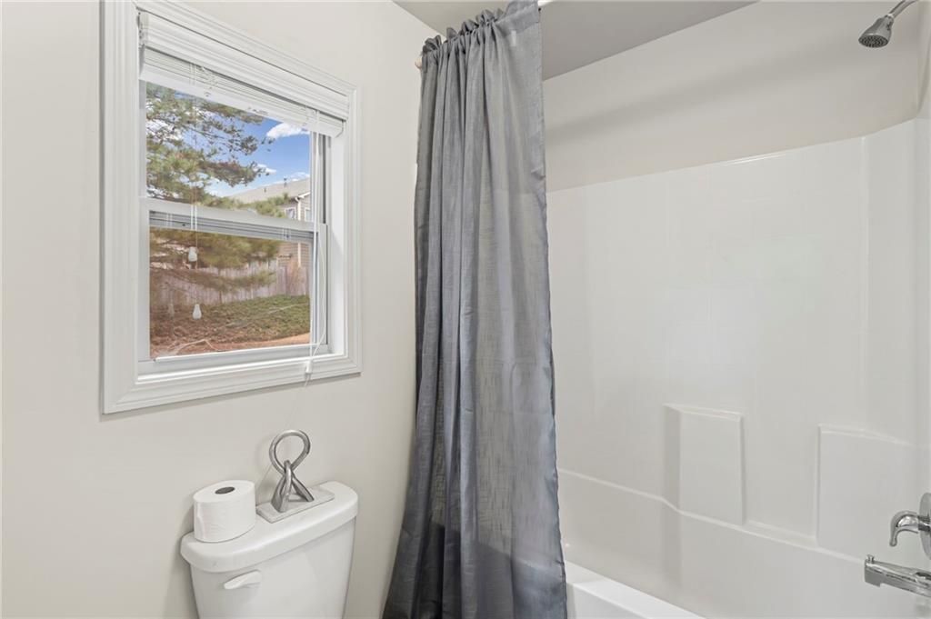 Image 50 of property listing at 1340 Apple Blossom, Cumming, GA 30041