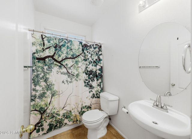 2107 E HUNTINGTON Drive, Phoenix, AZ 85040