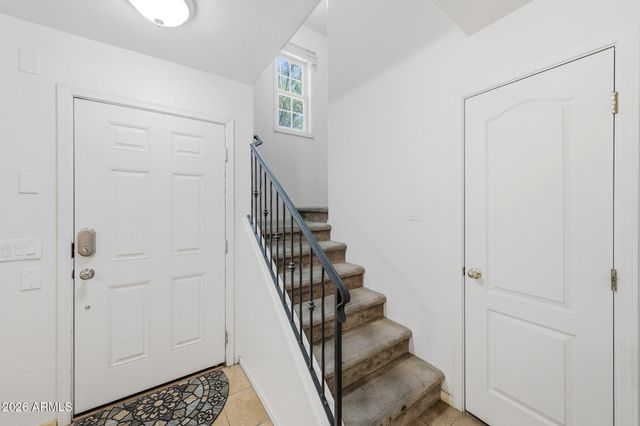 2107 E HUNTINGTON Drive, Phoenix, AZ 85040