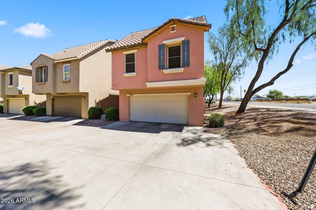 2107 E HUNTINGTON Drive, Phoenix, AZ 85040