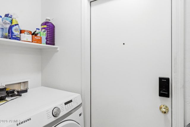 2107 E HUNTINGTON Drive, Phoenix, AZ 85040