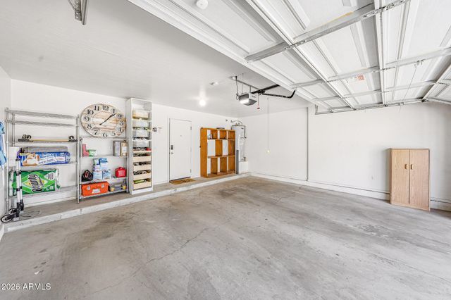 2107 E HUNTINGTON Drive, Phoenix, AZ 85040