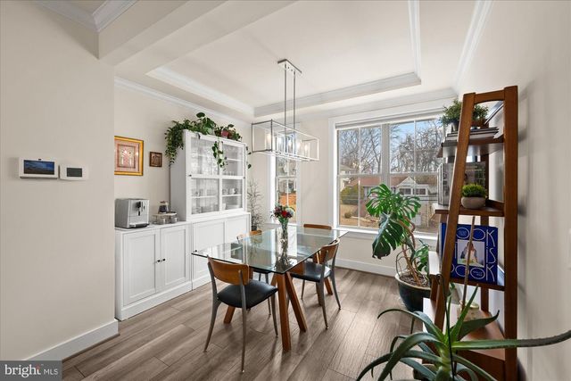 2236 S GLEBE RD, Arlington, VA 22206