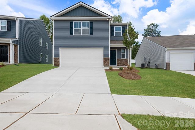 51 Caroline Valley Lane, Hendersonville, NC 28792