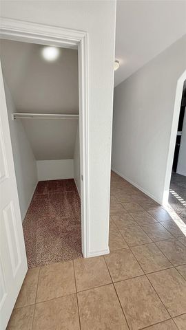 133 S Langtry LN, Jarrell, TX 76537