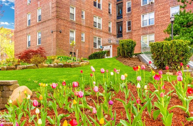 5645 NETHERLAND Avenue # 6E, New York City, NY 10471