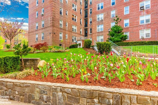 5645 NETHERLAND Avenue # 6E, New York City, NY 10471