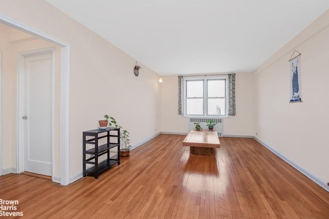 5645 NETHERLAND Avenue # 6E, New York City, NY 10471