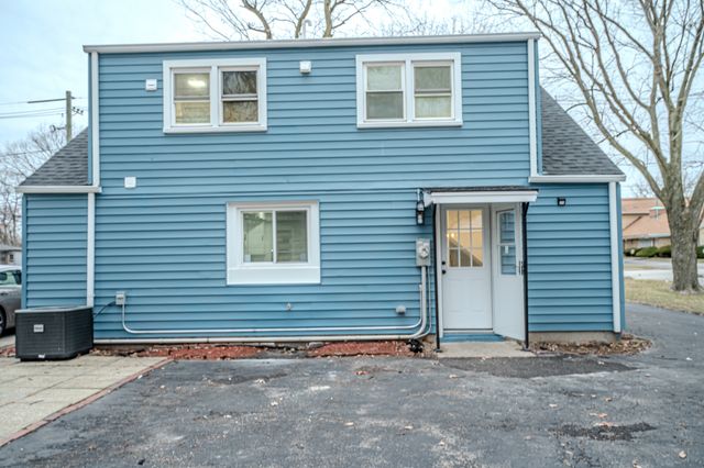 15915 Cottage Grove Avenue, South Holland, IL 60473