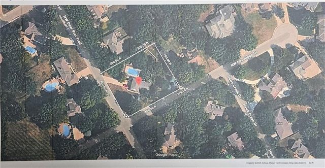 1400 NW DEER RUN Trail, Blue Springs, MO 64015