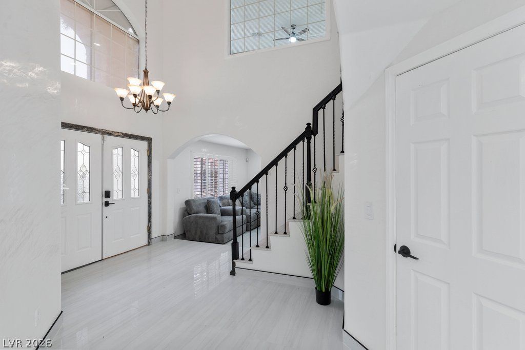 9404 Low Tide Court, Las Vegas, NV 89117 — photo 5