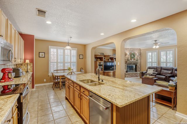 4422 Nugget Peak, San Antonio, TX 78259