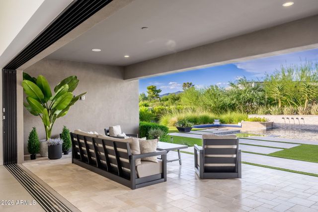 8366 E OLD PAINT Trail, Scottsdale, AZ 85266