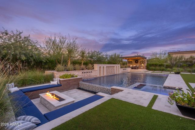 8366 E OLD PAINT Trail, Scottsdale, AZ 85266
