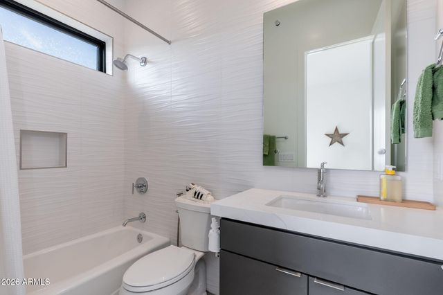 8366 E OLD PAINT Trail, Scottsdale, AZ 85266