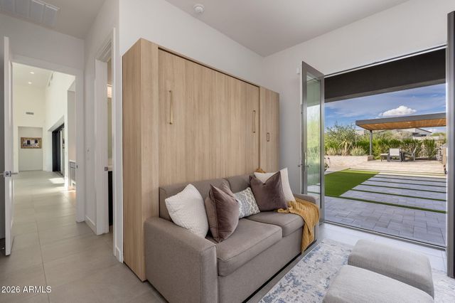 8366 E OLD PAINT Trail, Scottsdale, AZ 85266