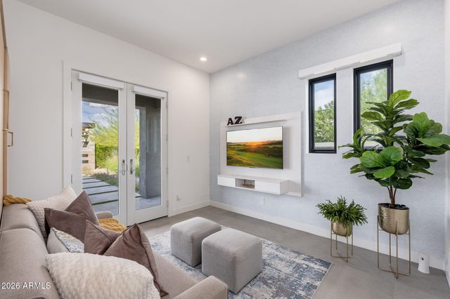 8366 E OLD PAINT Trail, Scottsdale, AZ 85266