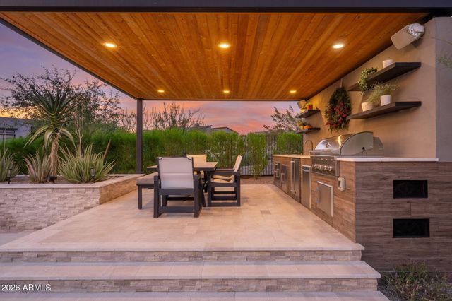 8366 E OLD PAINT Trail, Scottsdale, AZ 85266
