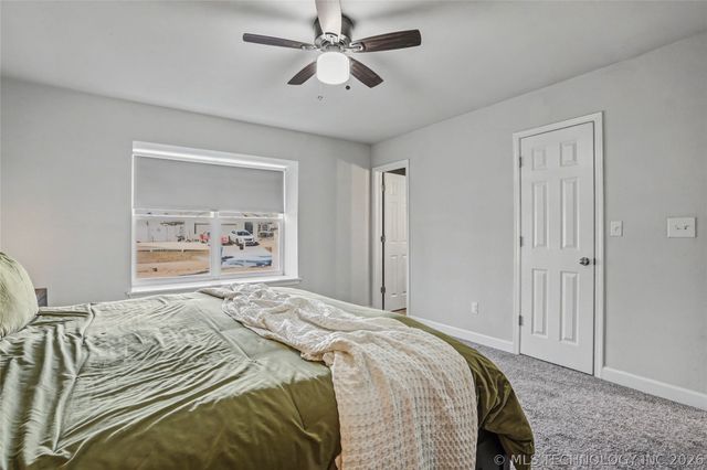 3803 S Walnut Place, Broken Arrow, OK 74011