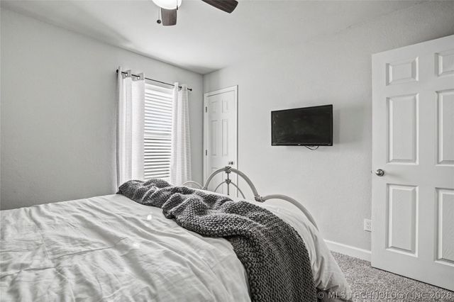 3803 S Walnut Place, Broken Arrow, OK 74011