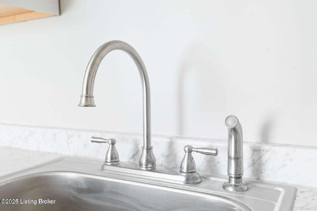 2601 Dixdale Ave, Louisville, KY 40210